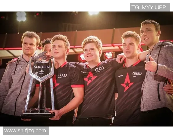 WE战队在CSGO赛场的经验变革与未来发展探讨 WE战队在CSGO赛场的经验变革与未来发展探讨